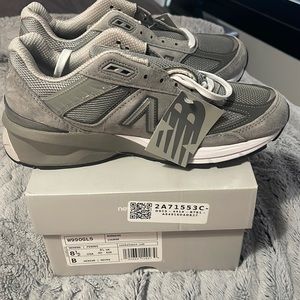 NWT new balance 990v5